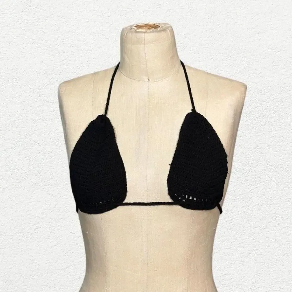 Heart of Sun Sol Triangle Bikini Top in Black Noir Crochet